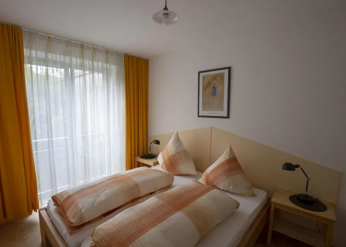 Im Cafe Einstein בית הארחה פרייבורג